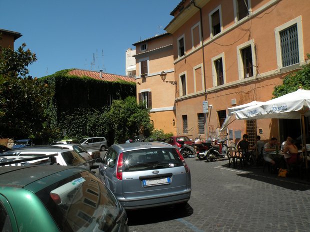  Piazza de Renzi